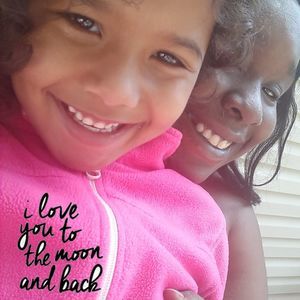 Meet your Posher, Raquel